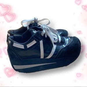 Vintage 725 originals platform shoes